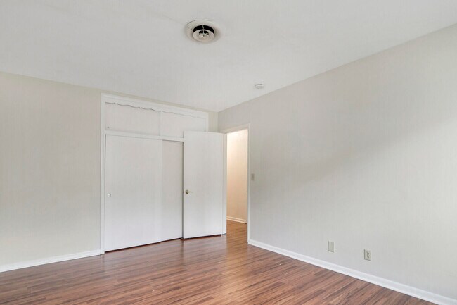 Building Photo - 743 Ibis Way
