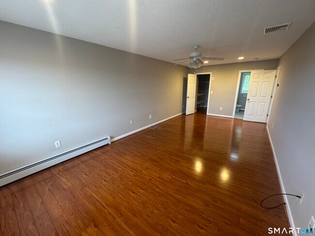 Building Photo - 32 Tyler Hill Rd