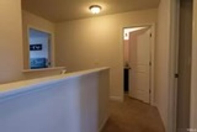 Building Photo - Townhome in Flowers Plantation with Water ...