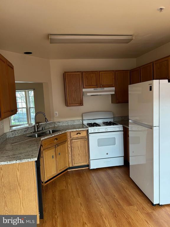 Building Photo - 206 Arcadia Shores Cir