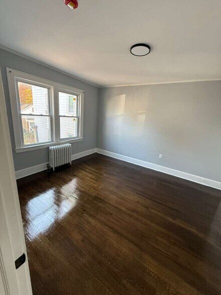 Building Photo - 216 Orange Ave