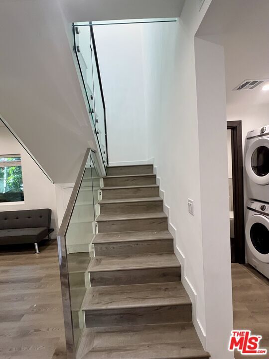 Building Photo - 8854 Cashio St