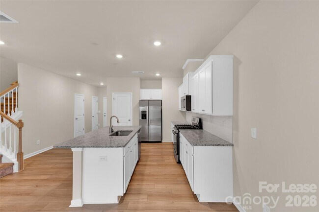 Building Photo - 2777 Yeager Dr NW
