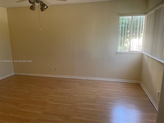 Building Photo - 3186 Via Poinciana