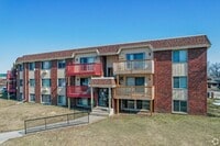 Building Photo - The BLVD Apartments | Newly Renovated 2 Bed/1 Bath — FREE 50" TV With Move-In!