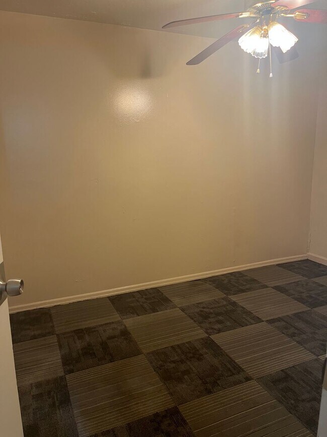 Building Photo - Charming 2 Bedroom Apartment in Mount Washington, Pittsburgh, PA