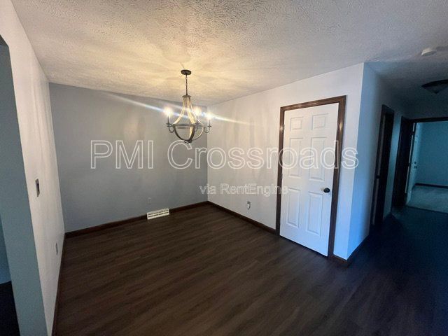 Building Photo - 6752 Bristlewood Dr