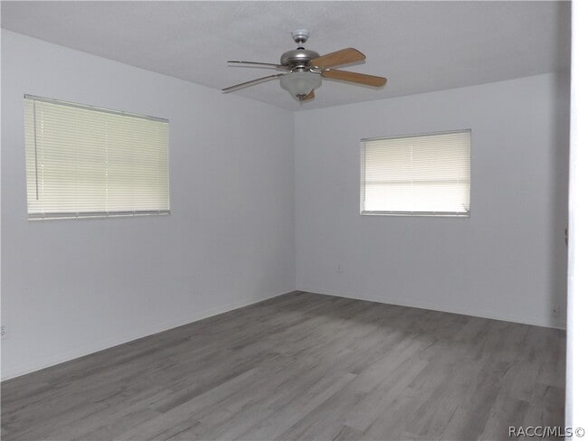 Building Photo - 3492 S Highlands Ave