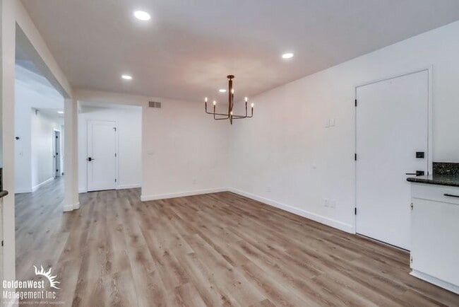 Building Photo - Stunningly Updated 3Bdm 2Ba Home Nearby Lake Murray!