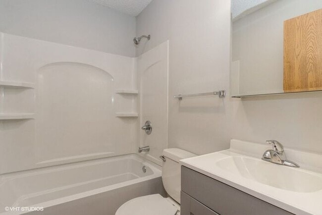 Building Photo - $995 | 2 Bedroom, 1 Bathroom Apartment | No Pets | Available for August 1st, 2026 Move In!