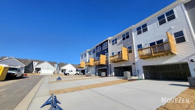 Building Photo - 720 Lucky Clover Way