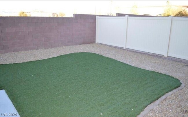 Building Photo - 2316 Silver Silo Ct