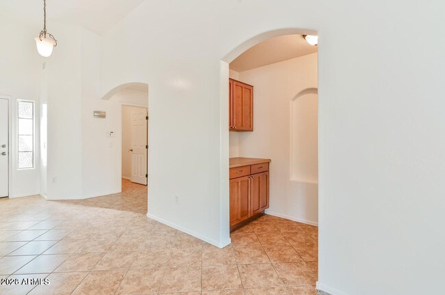 Building Photo - 7809 S 20th Ln