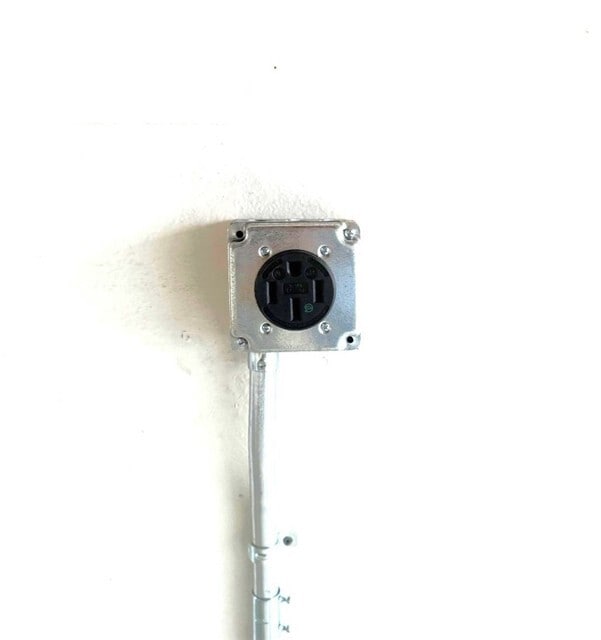 Building Photo - 388 Fallingstar