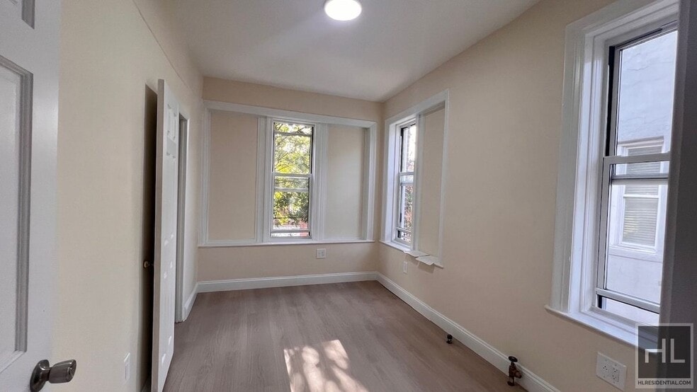 Building Photo - 317 EAST 49 STREET