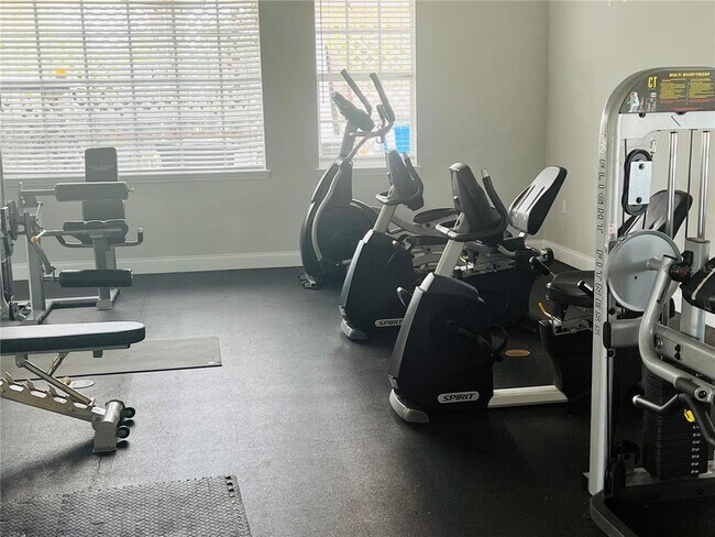 Building Photo - 6562 S Goldenrod Rd