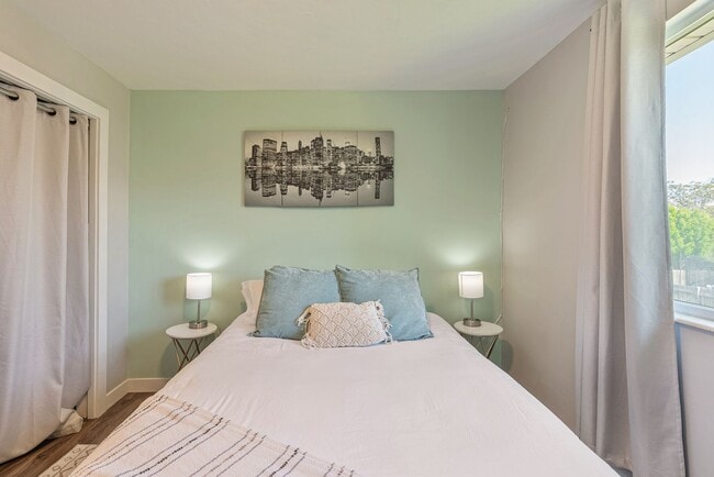 Building Photo - Spacious 4-Bedroom Home in West Jordan with Fenced Yard & 2-Car Garage