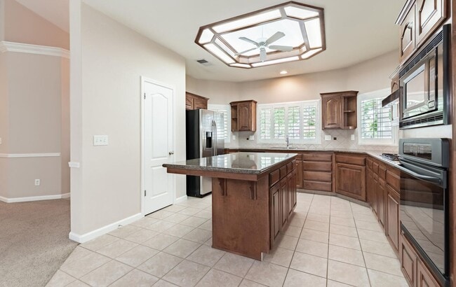 Building Photo - 4 Bedroom in Buchanan School District