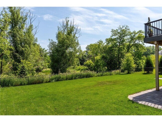 Building Photo - 5596 Orchard Cove