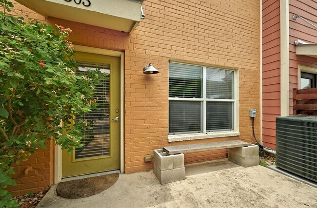 Building Photo - 1101 Grove Blvd