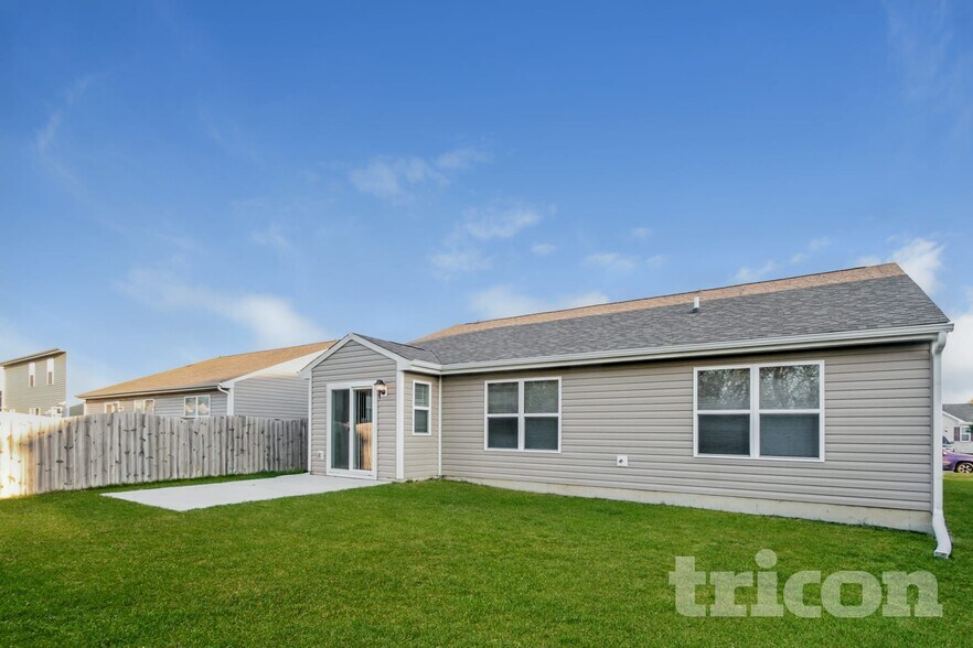 Building Photo - 3738 Boundary Bay Dr