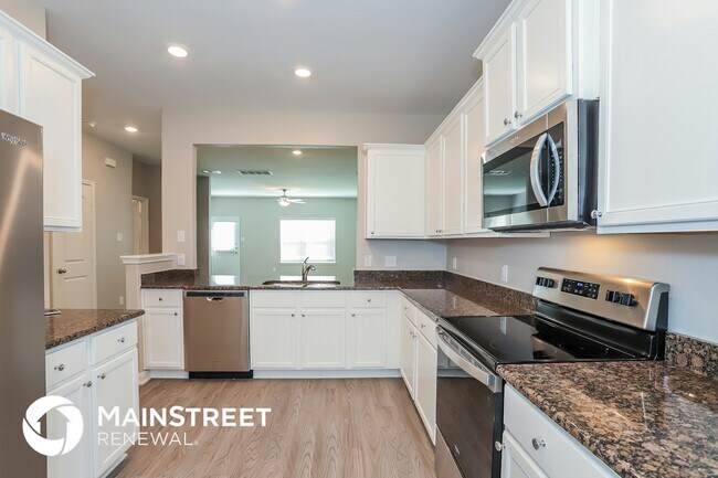 Building Photo - 28049 Irving Dr