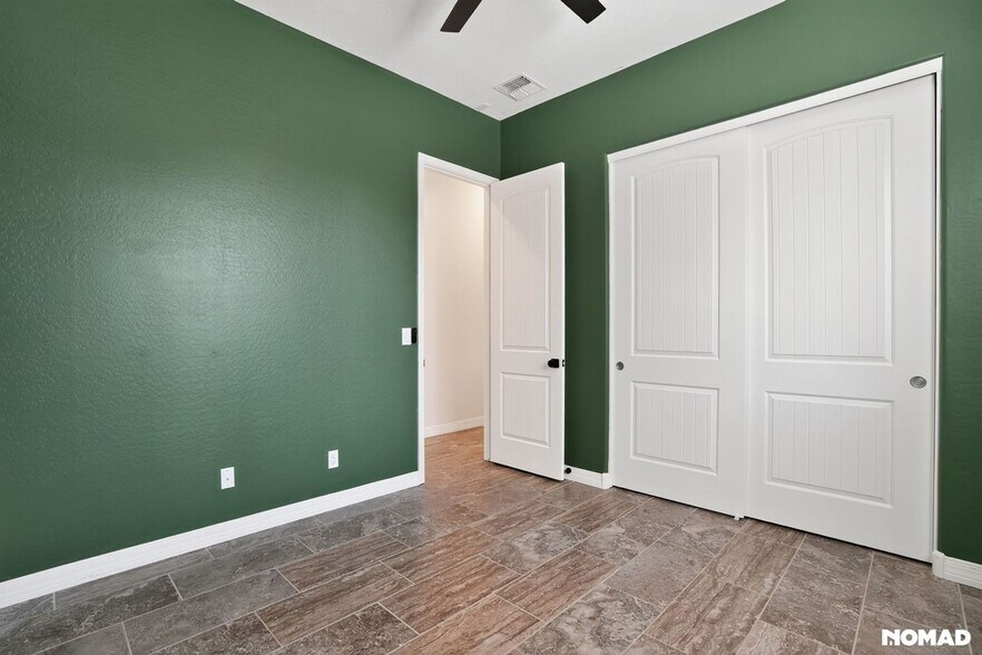 Building Photo - 5355 N Evans Way