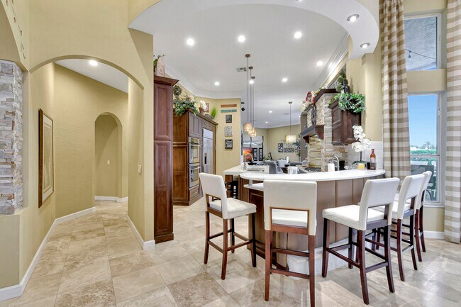 Building Photo - 8205 Woodsmuir Dr