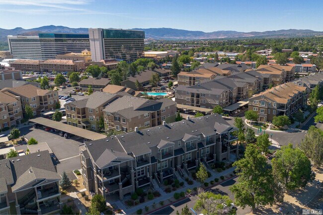 Building Photo - 2490 Eastshore Pl