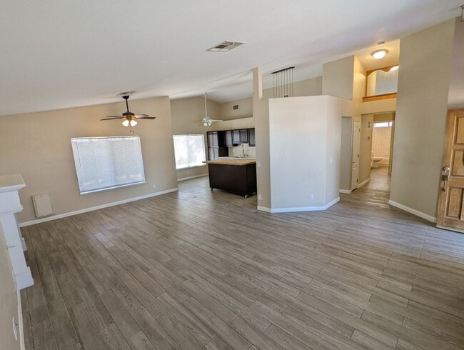 Building Photo - 4932 Dunvegan Ct