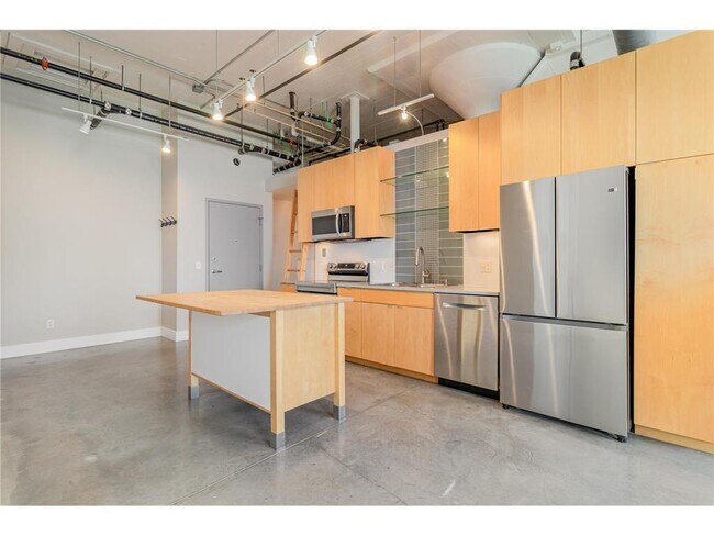 Building Photo - 730 Stinson Blvd NE