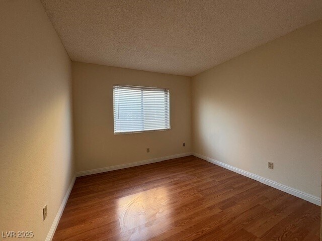 Building Photo - 3912 Irongate Ct