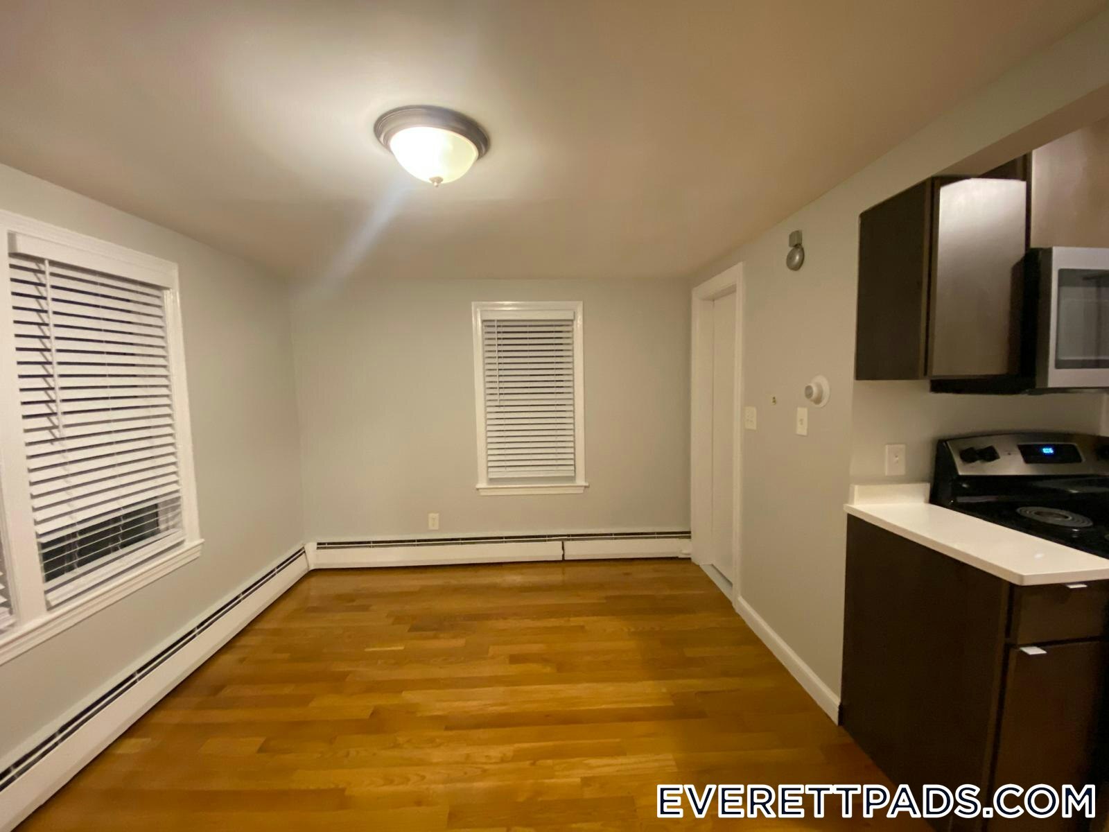 Building Photo - 55 Forest Ave