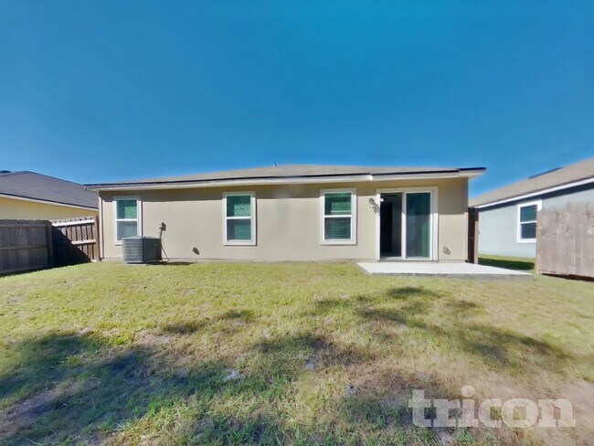 Building Photo - 1987 April Oaks Dr