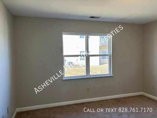 Building Photo - 306 Olde Covington Way