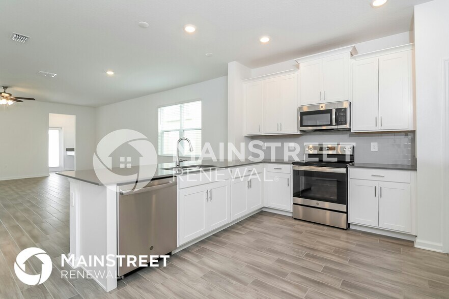 Building Photo - 6429 Sprucepine Ln