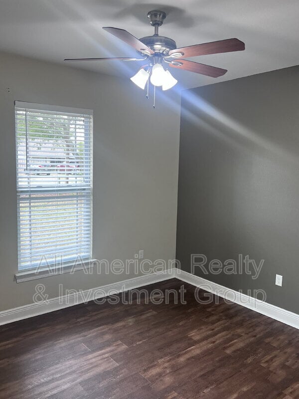 Building Photo - 6882 Brocado Ct