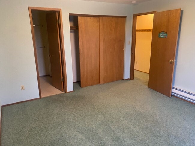 Building Photo - 934 Starfish Ct SW