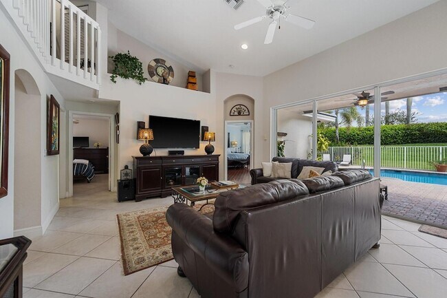 Building Photo - 4062 Bahia Isle Cir
