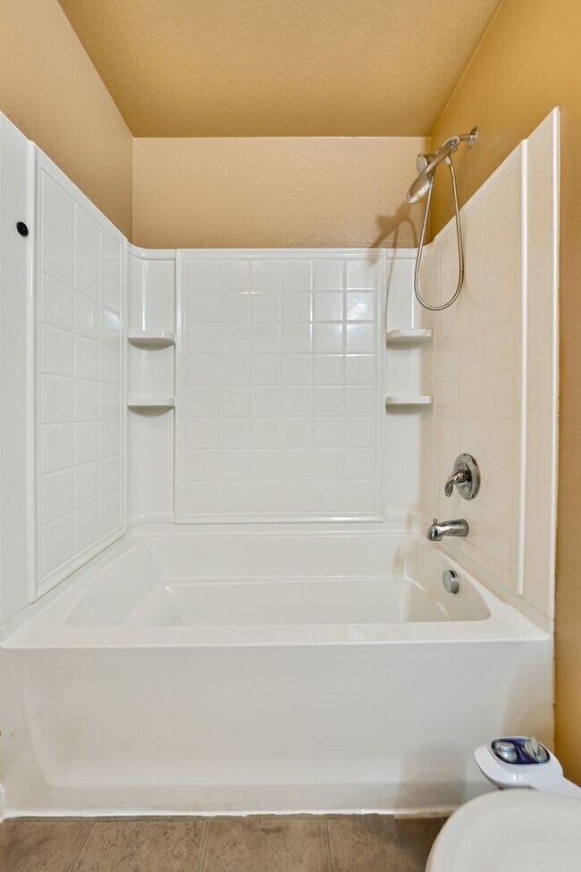 Building Photo - 2815 Tourbrook Way