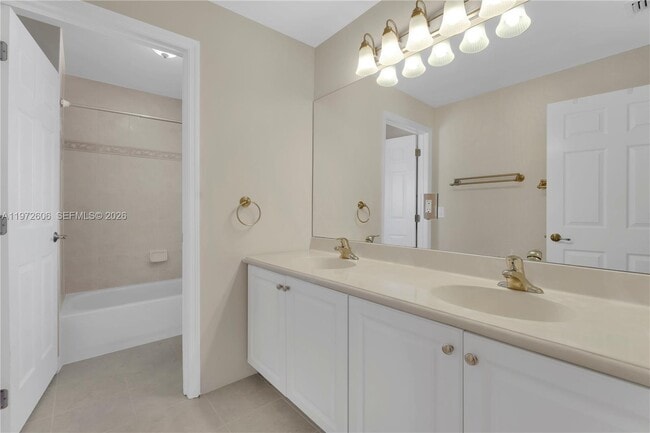 Building Photo - 4546 SW 179th Way