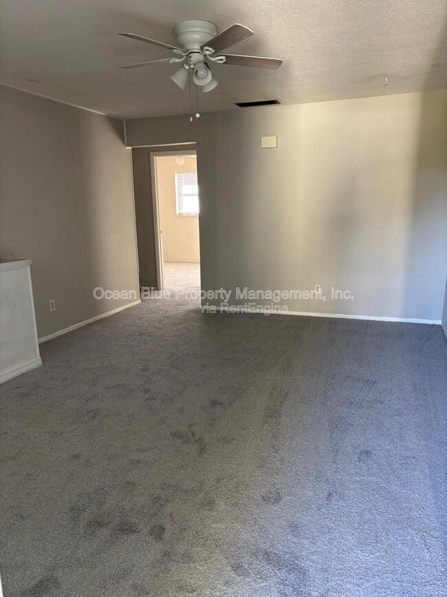 Building Photo - 1942 Passaic Ave