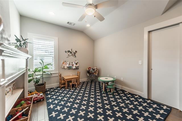 Building Photo - 971 Bassett Pl