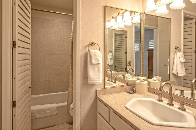 Building Photo - Rates Vary $1,995 - $3,495