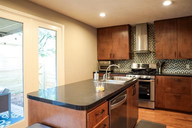 Building Photo - 2937 Forest Hills Ln