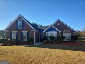 Building Photo - 3208 Woodtree Ln