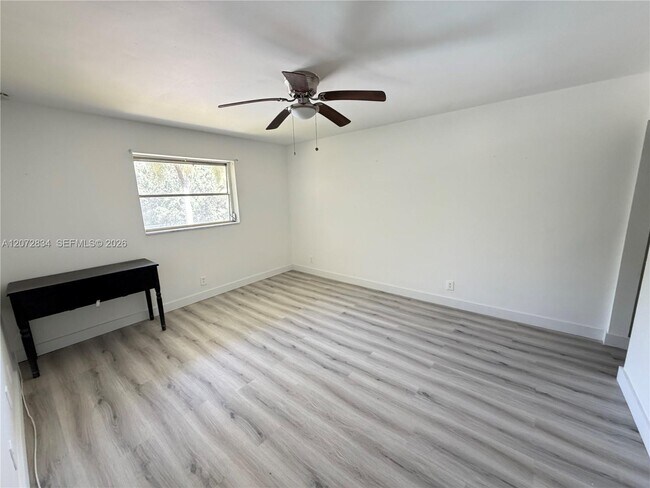 Building Photo - 5090 SW 64th Ave