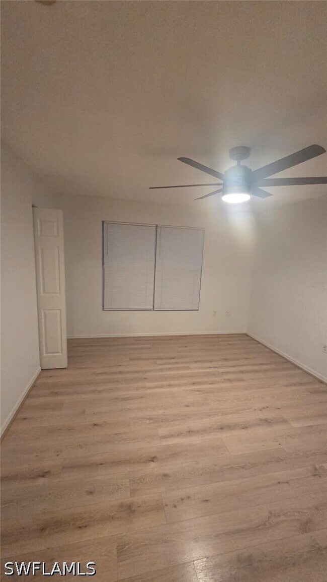 Building Photo - 3642 Pine Oak Cir