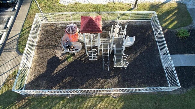 Building Photo - 822 Camargo Way