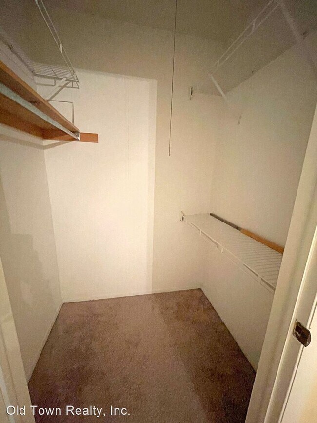 Building Photo - 2 br, 1 bath House - 2988 Whittier Court